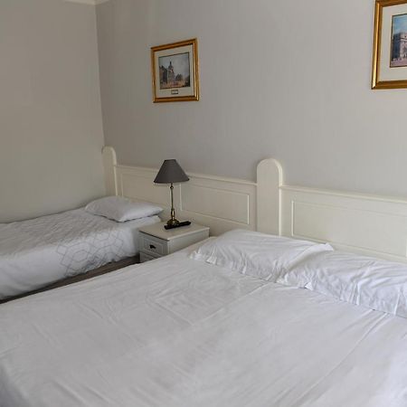 Railway House Guest House Mullingar Esterno foto