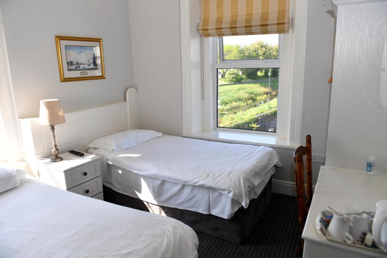 Railway House Guest House Mullingar Esterno foto